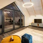 Peakula Apartman *