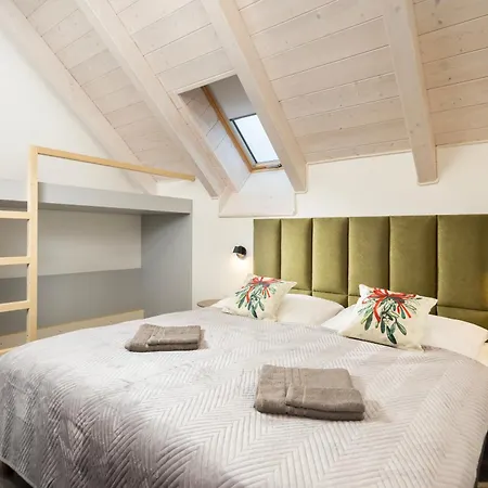 Peakula Apartment *